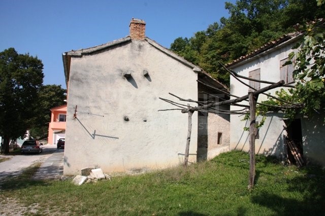 Kuća Na prodaju - ISTARSKA  BUZET 