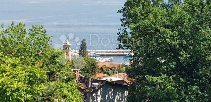 Appartement à louer 140 m² – Ičići