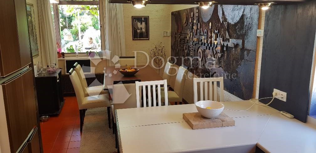 Apartment Zu vermieten - PRIMORSKO-GORANSKA  OPATIJA 