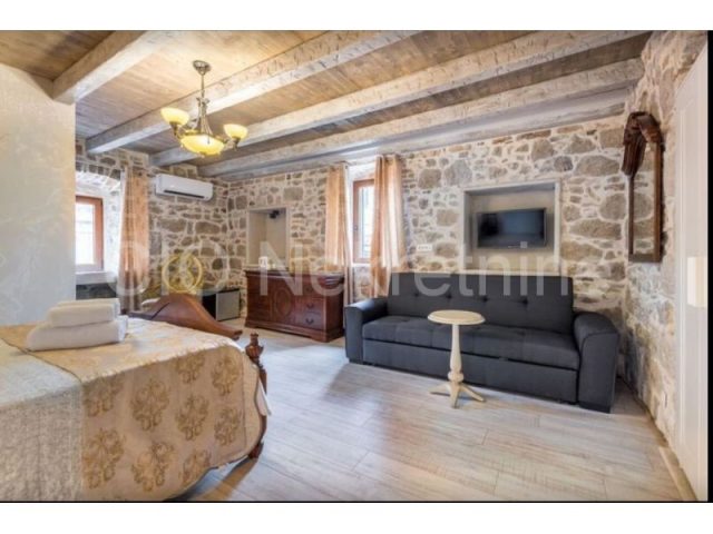 Komerční na prodej 600 m² – Grad