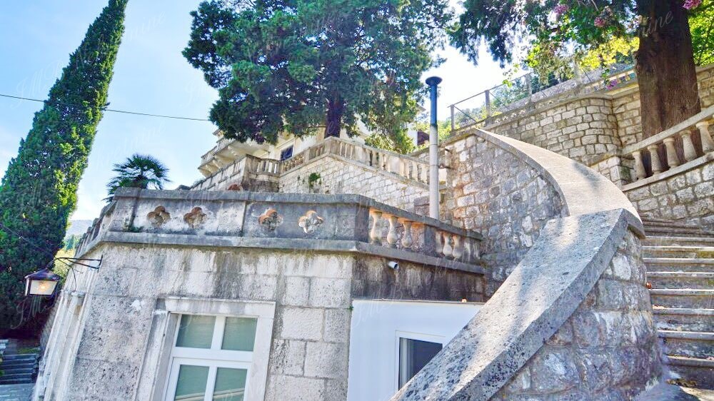 Maison À vendre - DUBROVAČKO-NERETVANSKA  DUBROVNIK 