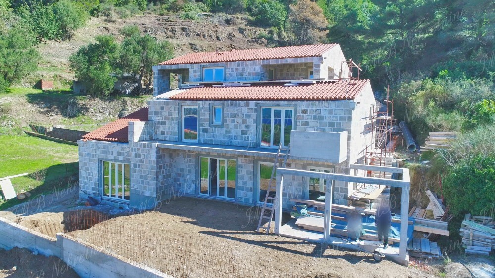 Casa In vendita - DUBROVAČKO-NERETVANSKA  DUBROVNIK 