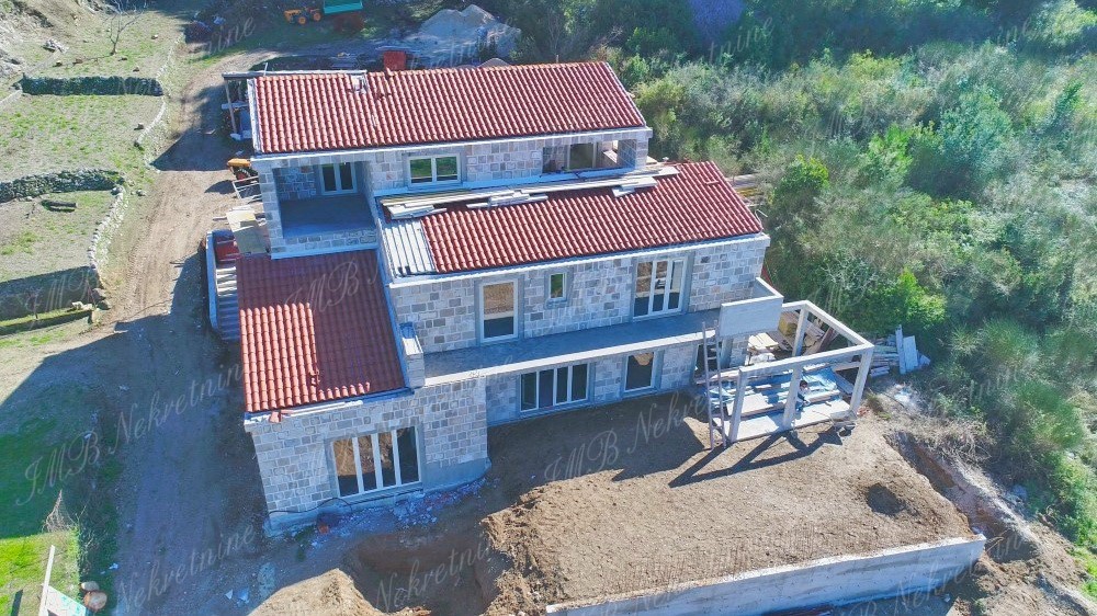 Casa In vendita - DUBROVAČKO-NERETVANSKA  DUBROVNIK 