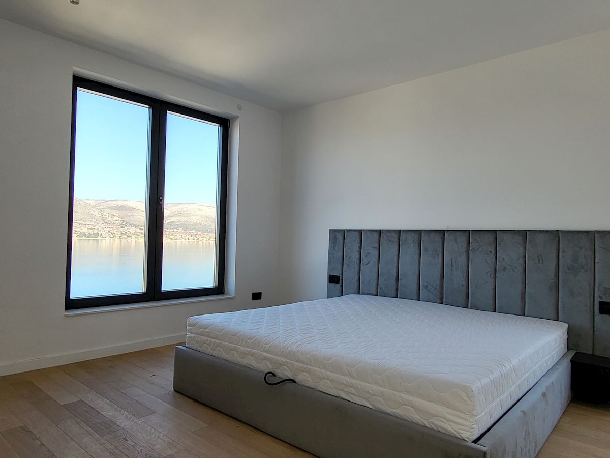 Casa In vendita - SPLITSKO-DALMATINSKA  ČIOVO 
