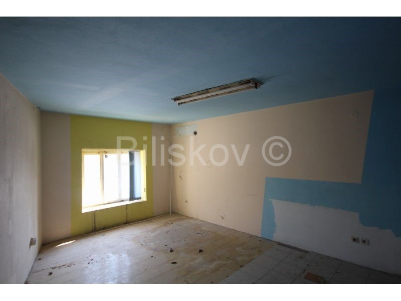 Business premises For rent KAŠTEL NOVI