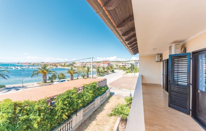 Dom na predaj 238 m² – Bibinje