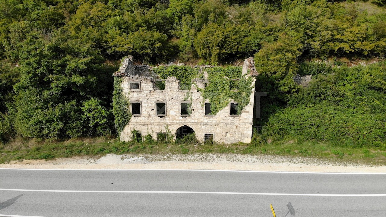 Kuća Na prodaju - ISTARSKA  BUZET 