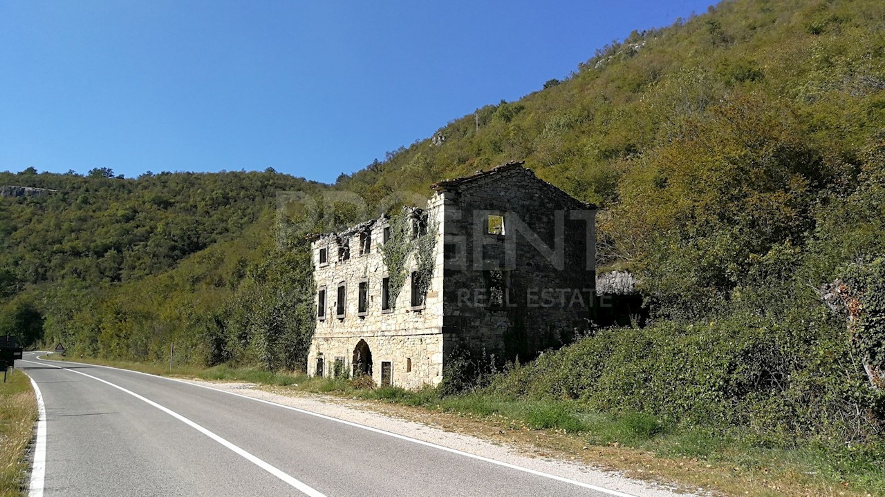 Kuća Na prodaju - ISTARSKA  BUZET 