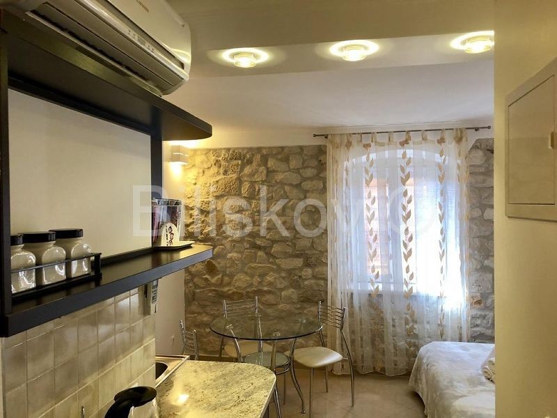 Haus Zu verkaufen - SPLITSKO-DALMATINSKA  TROGIR 