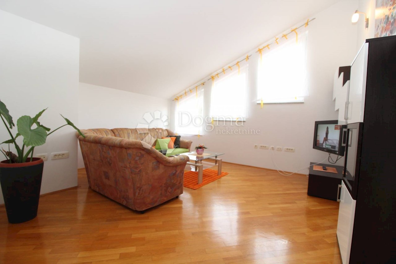 Apartmán K pronájmu - PRIMORSKO-GORANSKA  RIJEKA 