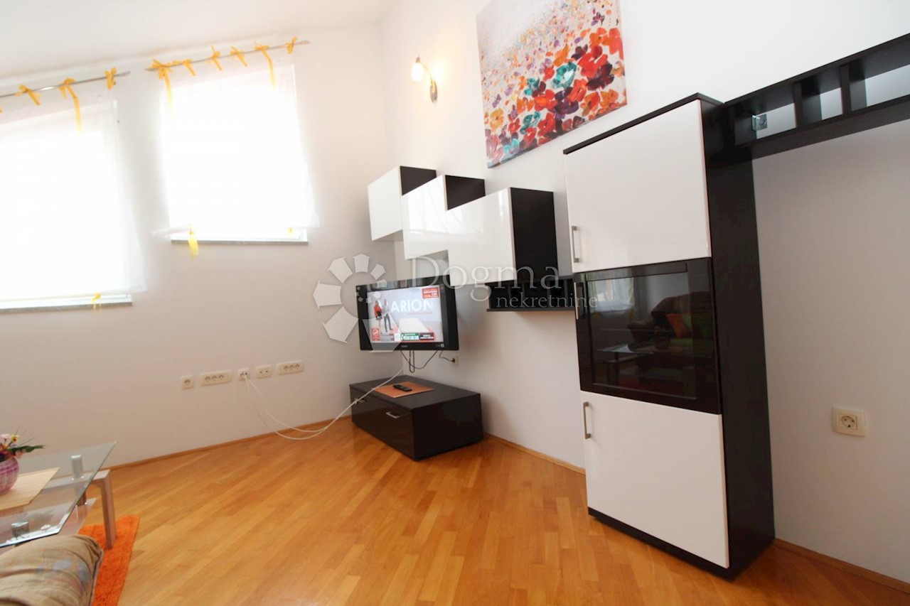 Apartmán K pronájmu - PRIMORSKO-GORANSKA  RIJEKA 