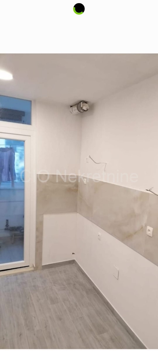 Apartment Zu verkaufen - SPLITSKO-DALMATINSKA  DUGI RAT 