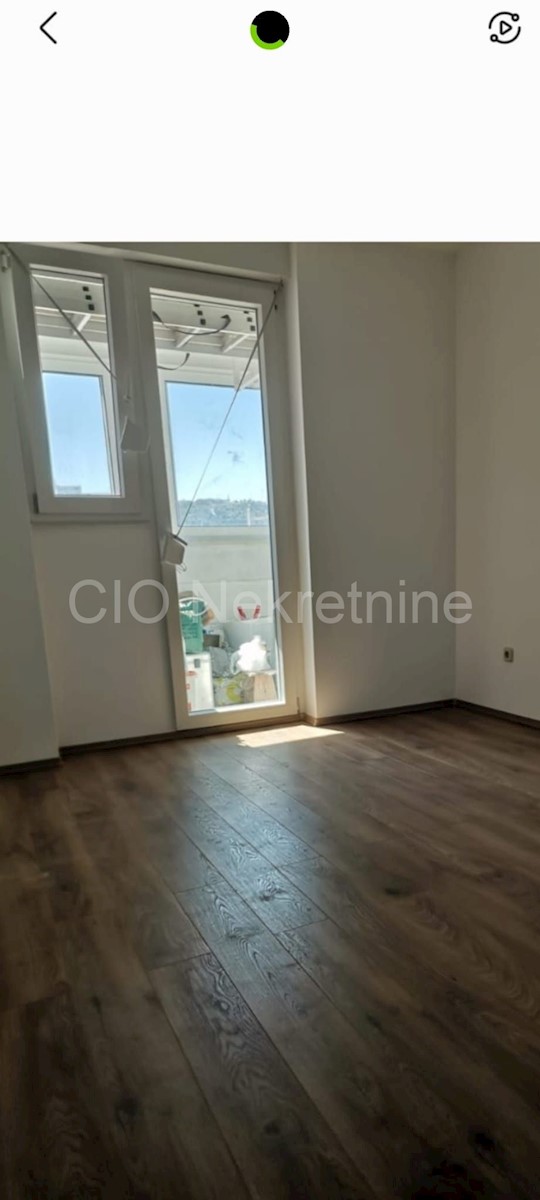 Apartment Zu verkaufen - SPLITSKO-DALMATINSKA  DUGI RAT 