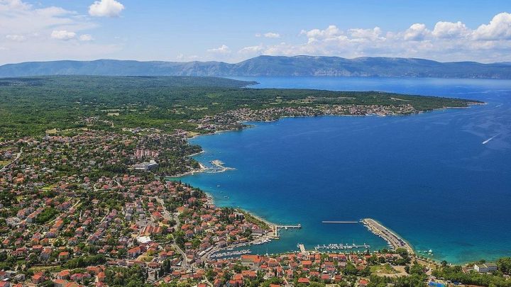 Terreno in vendita 17000 m² – Malinska