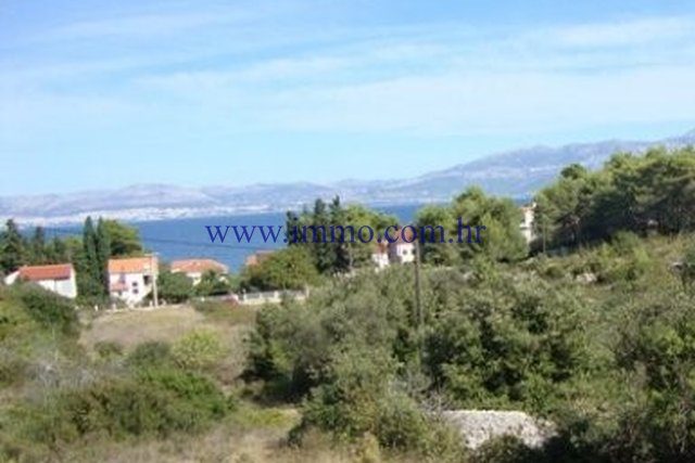 Land for sale 10000 m² – Sutivan
