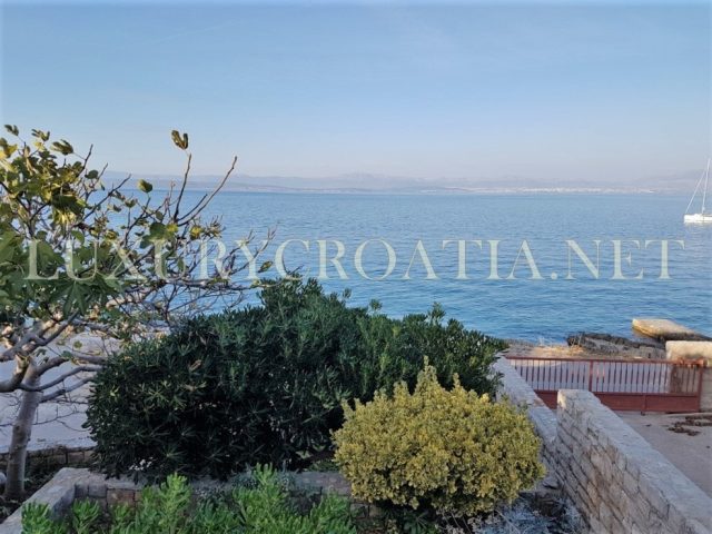 House For sale - Splitsko-dalmatinska šolta - foto 3/19