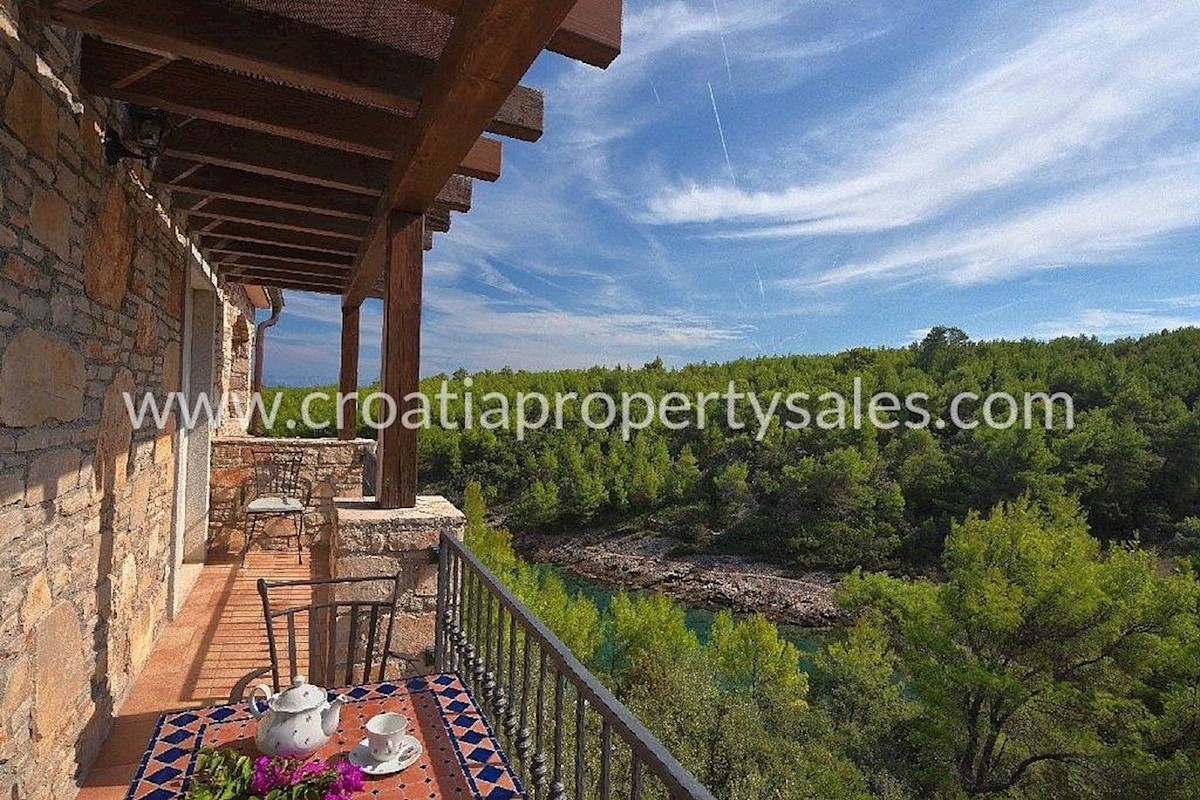 House For sale HVAR