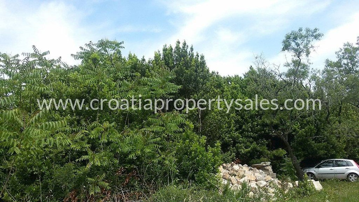 Land For sale HVAR