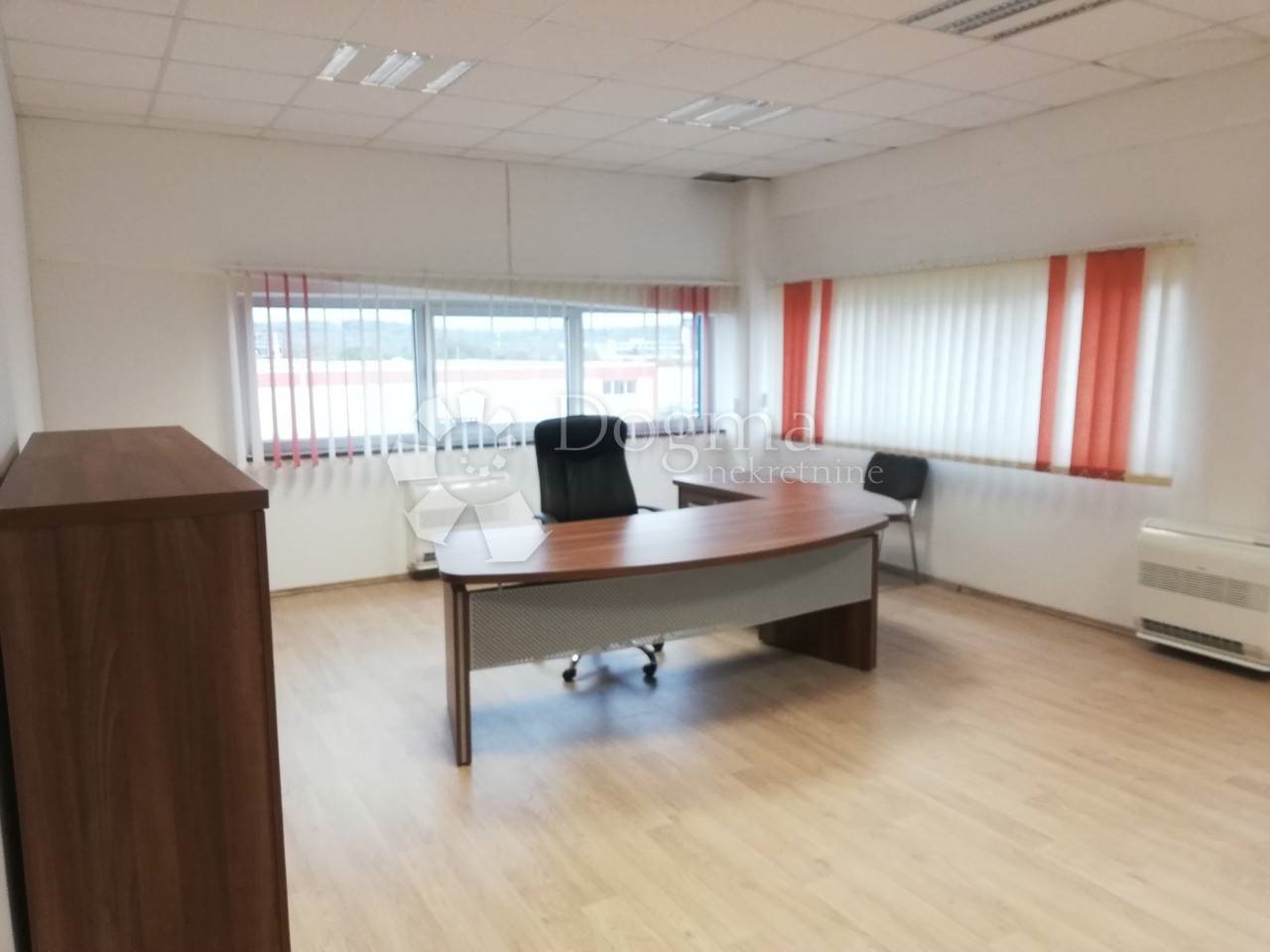 Business premises For rent - PRIMORSKO-GORANSKA  KRK 