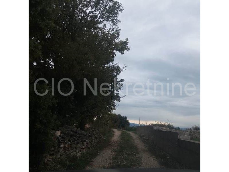 Land For sale - SPLITSKO-DALMATINSKA  BRAČ 