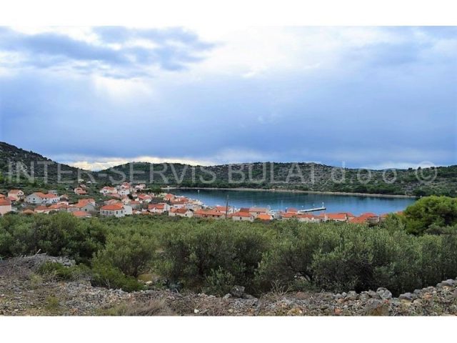 Pozemok na predaj 942 m² – Kaprije