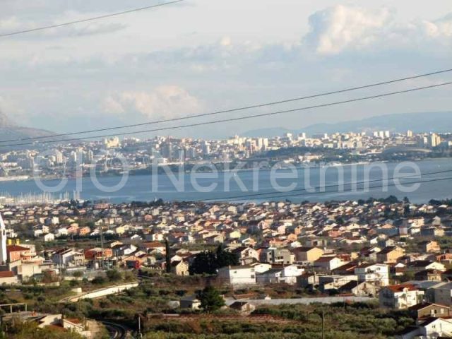 Parcela na predaj 3500 m² – Kaštel Stari