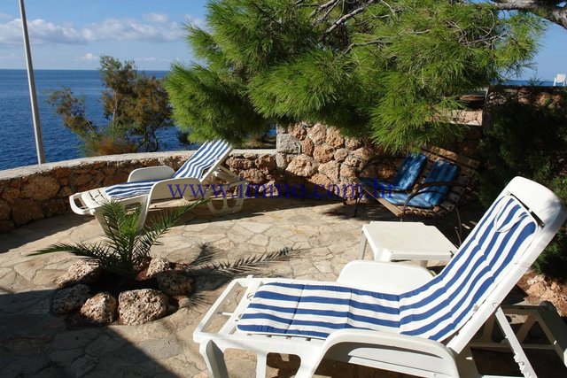 House For sale - SPLITSKO-DALMATINSKA  HVAR 