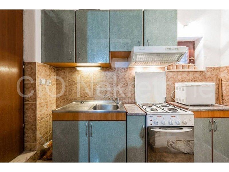 Hiša Na predaj - SPLITSKO-DALMATINSKA  ŠOLTA 