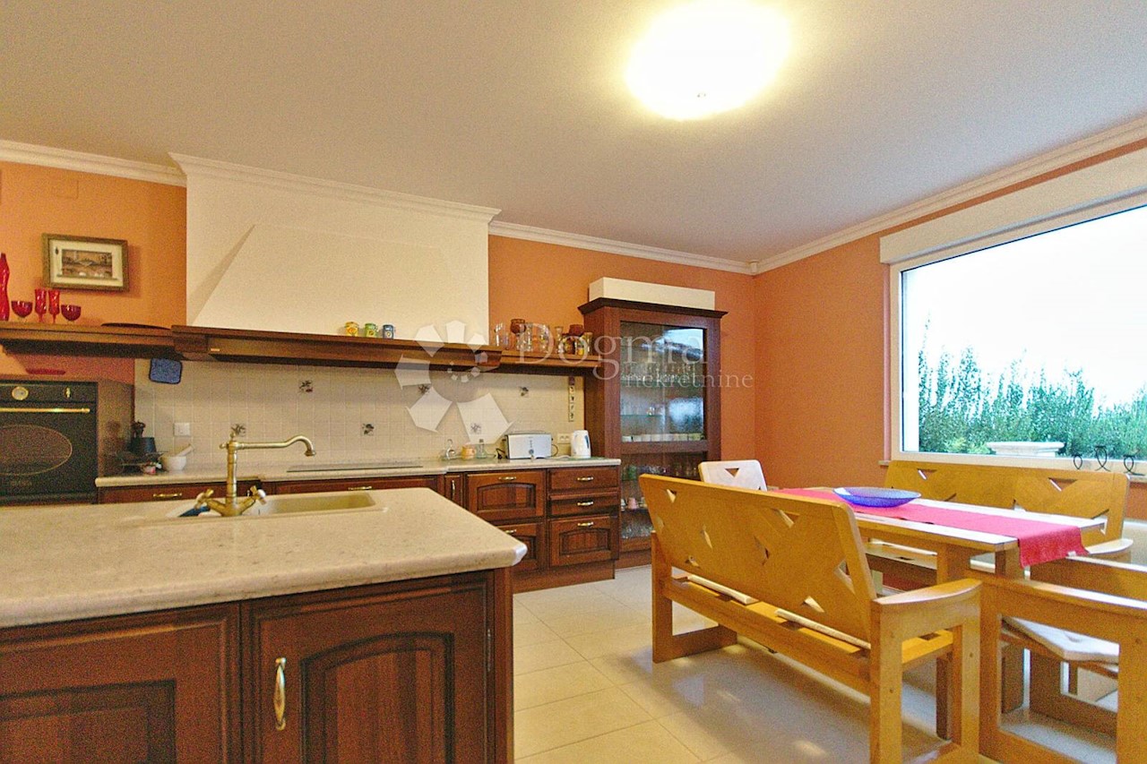 House For rent - PRIMORSKO-GORANSKA  OPATIJA 