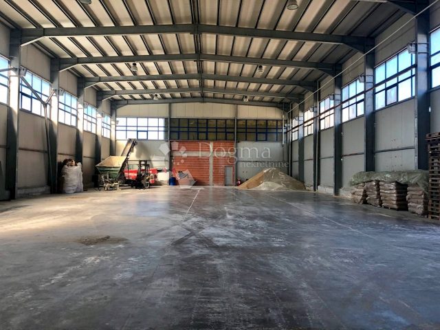 Commerciale Da affittare - Istarska Lupoglav - foto 3/27