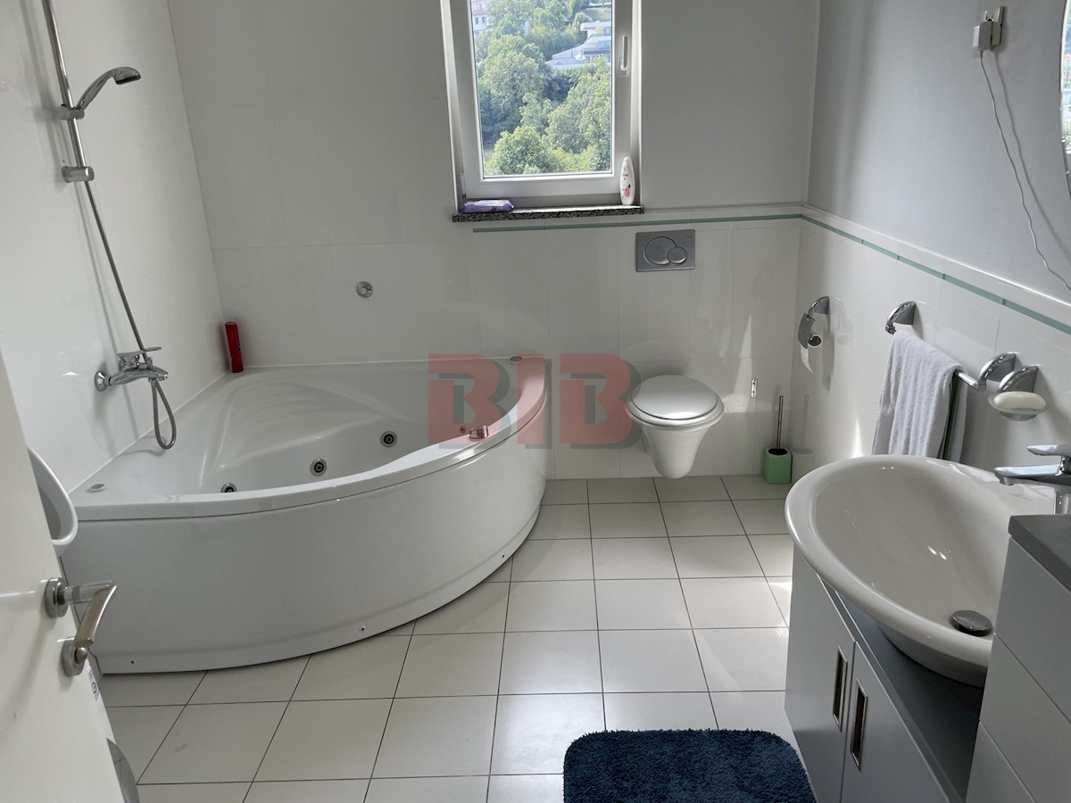 Apartma Na predaj - PRIMORSKO-GORANSKA  OPATIJA 