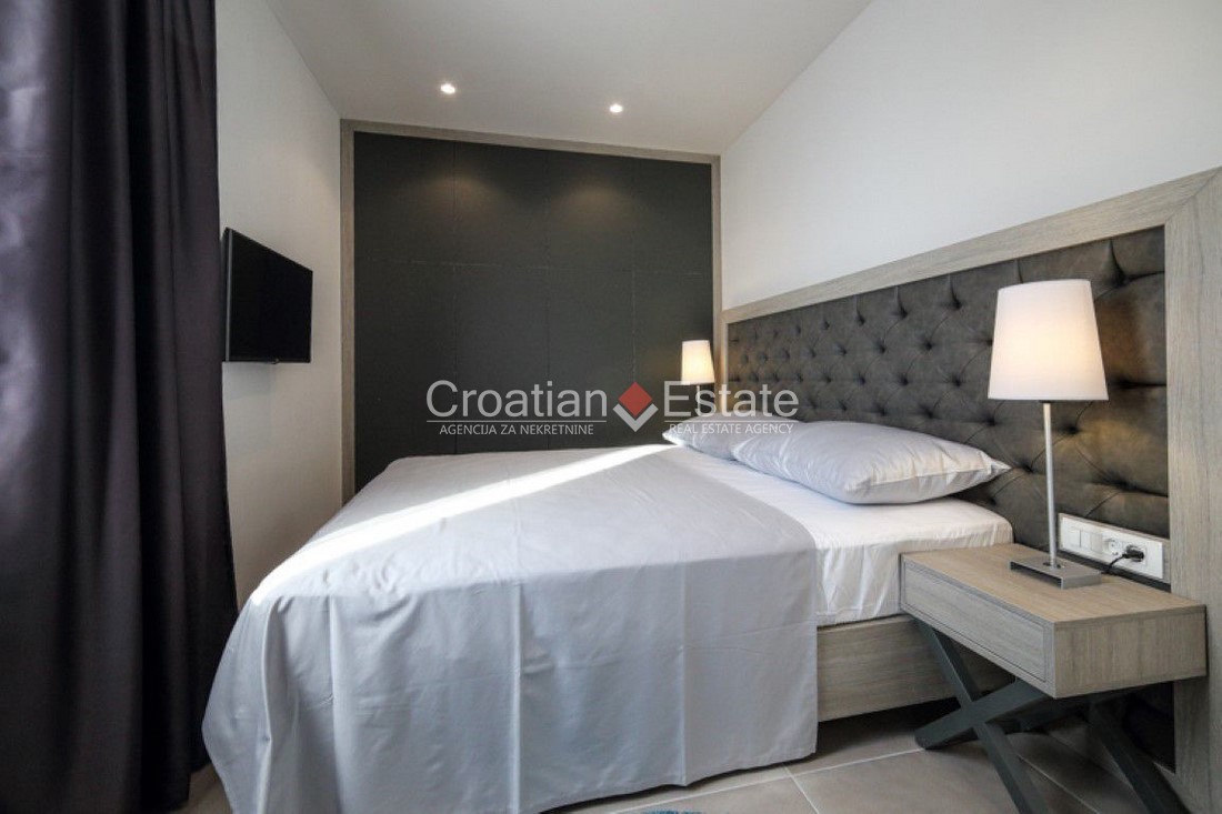 Casa In vendita - SPLITSKO-DALMATINSKA  ČIOVO 