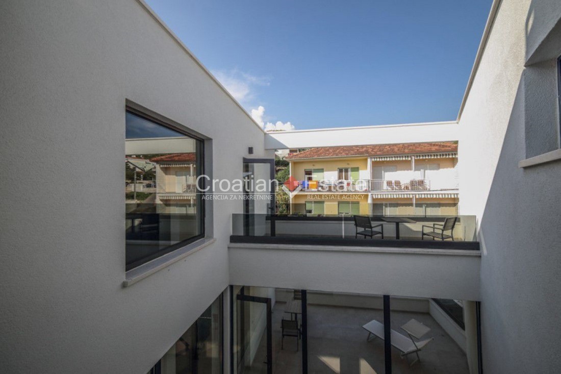 Casa In vendita - SPLITSKO-DALMATINSKA  ČIOVO 