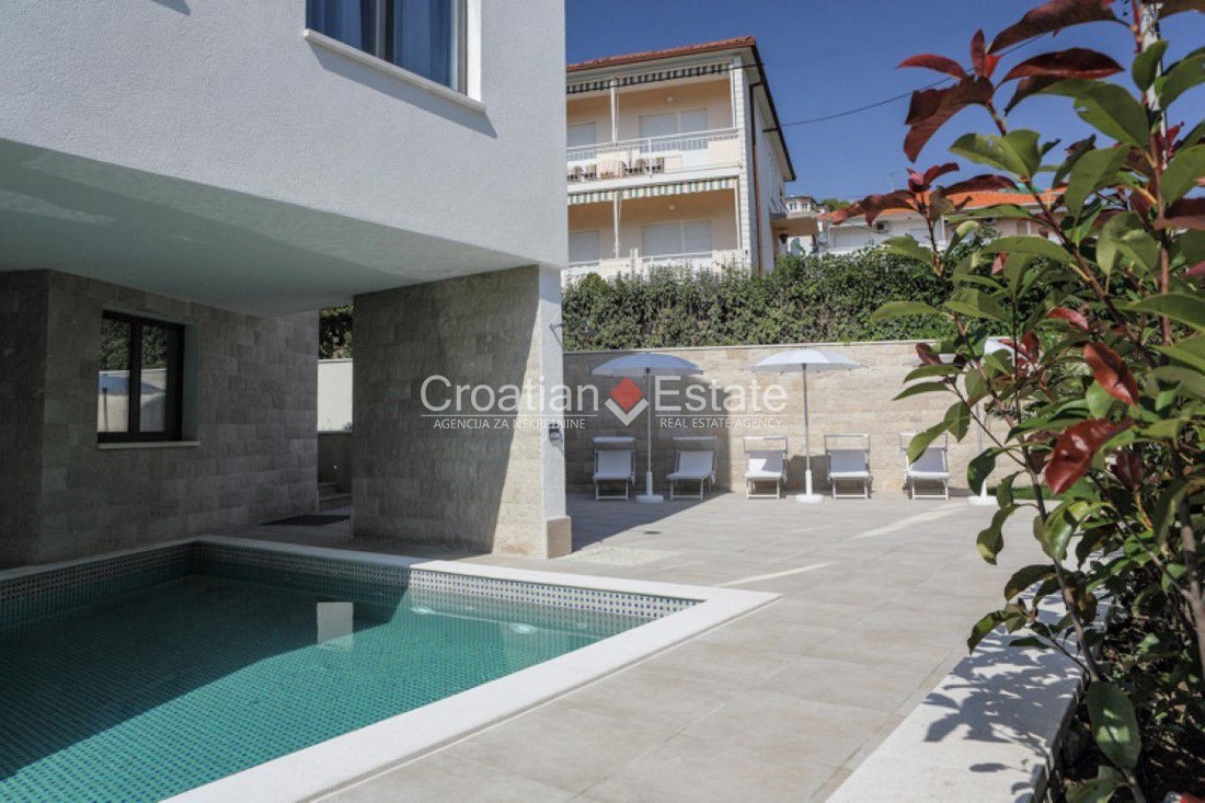 Casa In vendita - SPLITSKO-DALMATINSKA  ČIOVO 