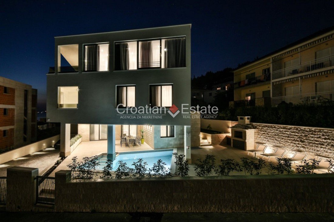 Casa In vendita - SPLITSKO-DALMATINSKA  ČIOVO 