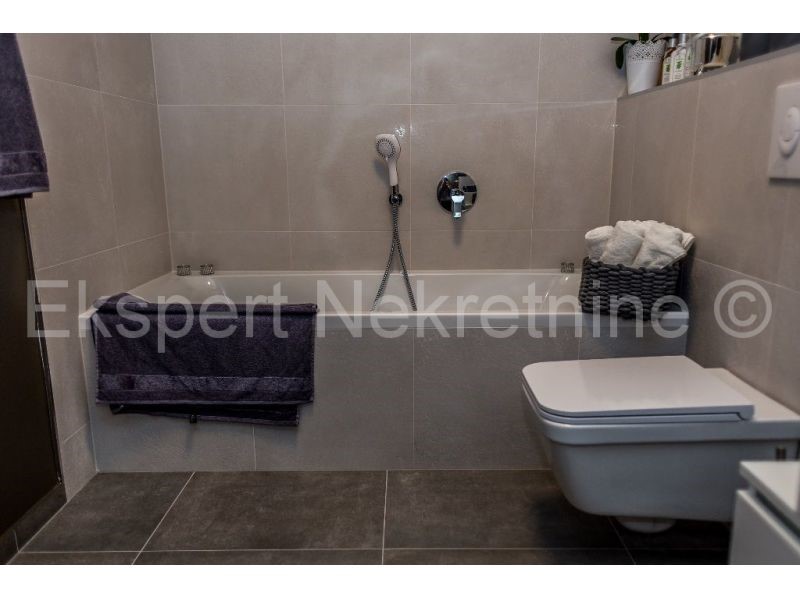 Apartment Zu verkaufen - SPLITSKO-DALMATINSKA  ČIOVO 