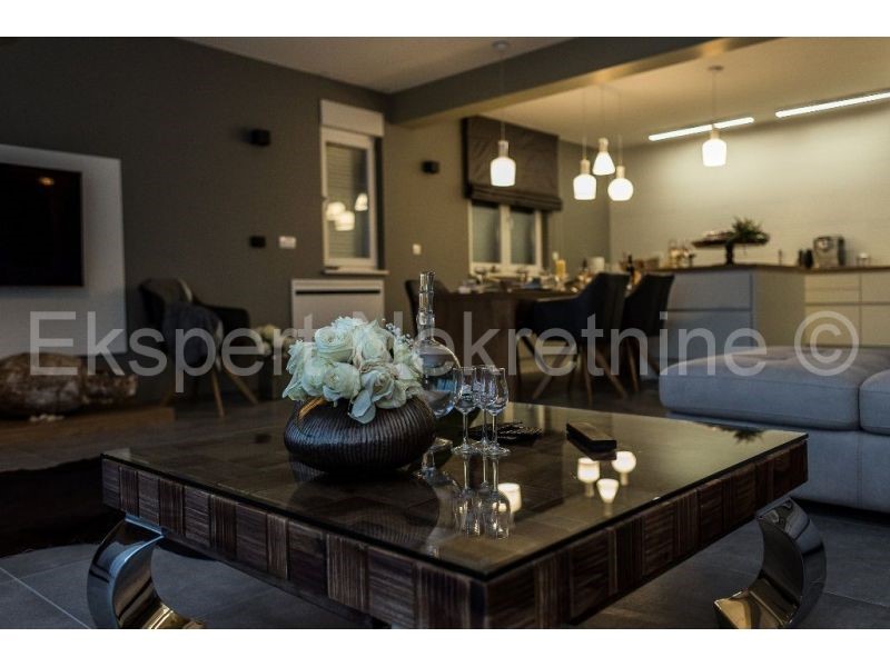 Apartment Zu verkaufen - SPLITSKO-DALMATINSKA  ČIOVO 