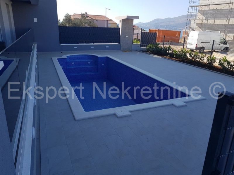 Apartment Zu verkaufen - SPLITSKO-DALMATINSKA  ČIOVO 