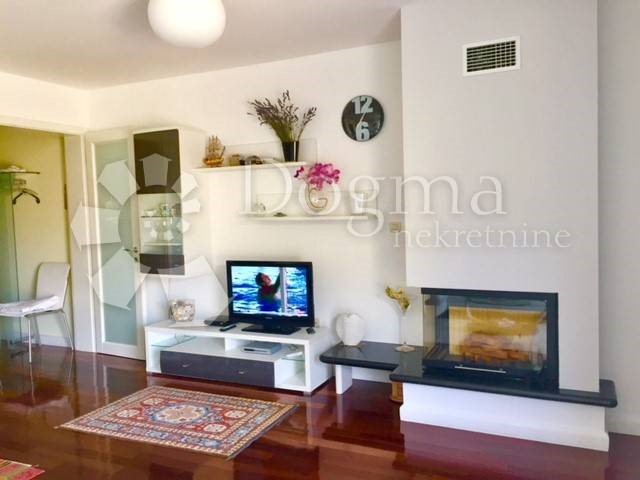 Flat For sale - PRIMORSKO-GORANSKA  OPATIJA 