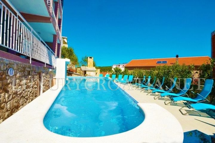 Casa in vendita 300 m² – Čiovo