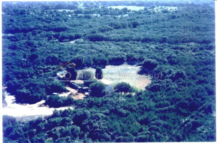 Pozemek na prodej 76133 m² – Punta Križa