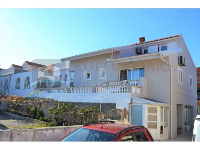 Haus zu verkaufen 400 m² – Tribunj
