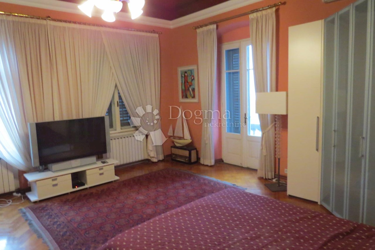 Apartma Za najem - PRIMORSKO-GORANSKA  OPATIJA 