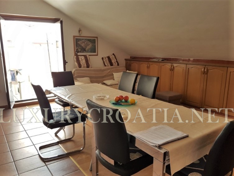 Casa In vendita - SPLITSKO-DALMATINSKA  PODSTRANA 