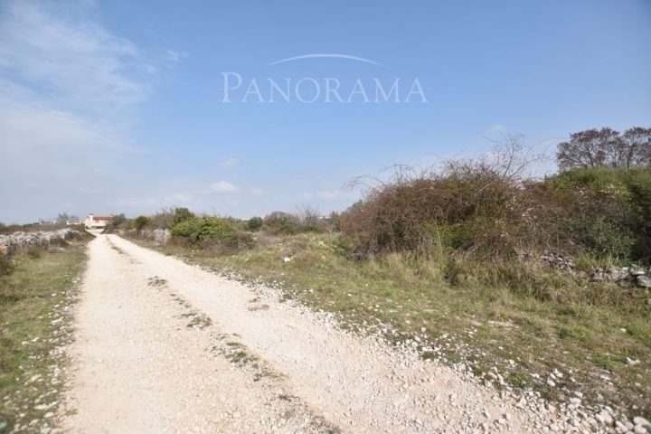 Pozemok na predaj 1470 m² – Vodnjan