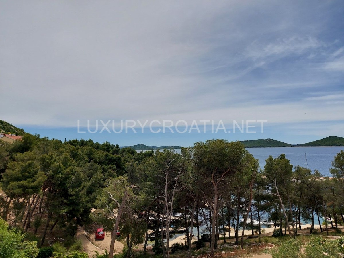 Haus Zu verkaufen - ŠIBENSKO-KNINSKA  ŠIBENIK 