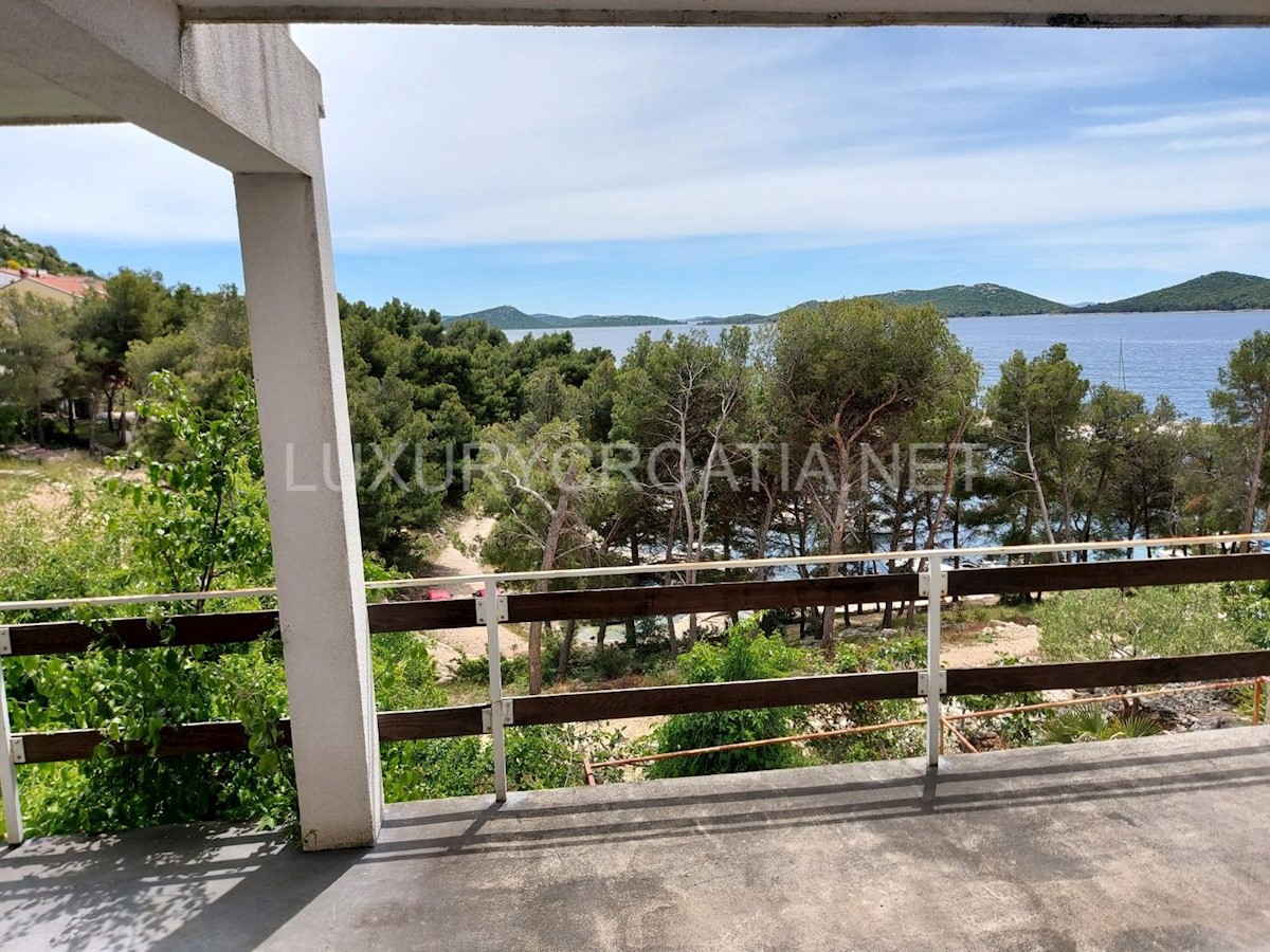 Haus Zu verkaufen - ŠIBENSKO-KNINSKA  ŠIBENIK 
