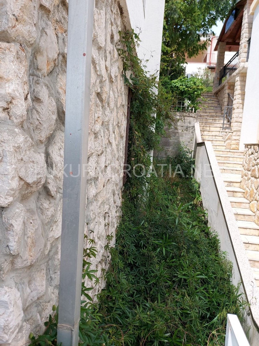 Haus Zu verkaufen - ŠIBENSKO-KNINSKA  ŠIBENIK 