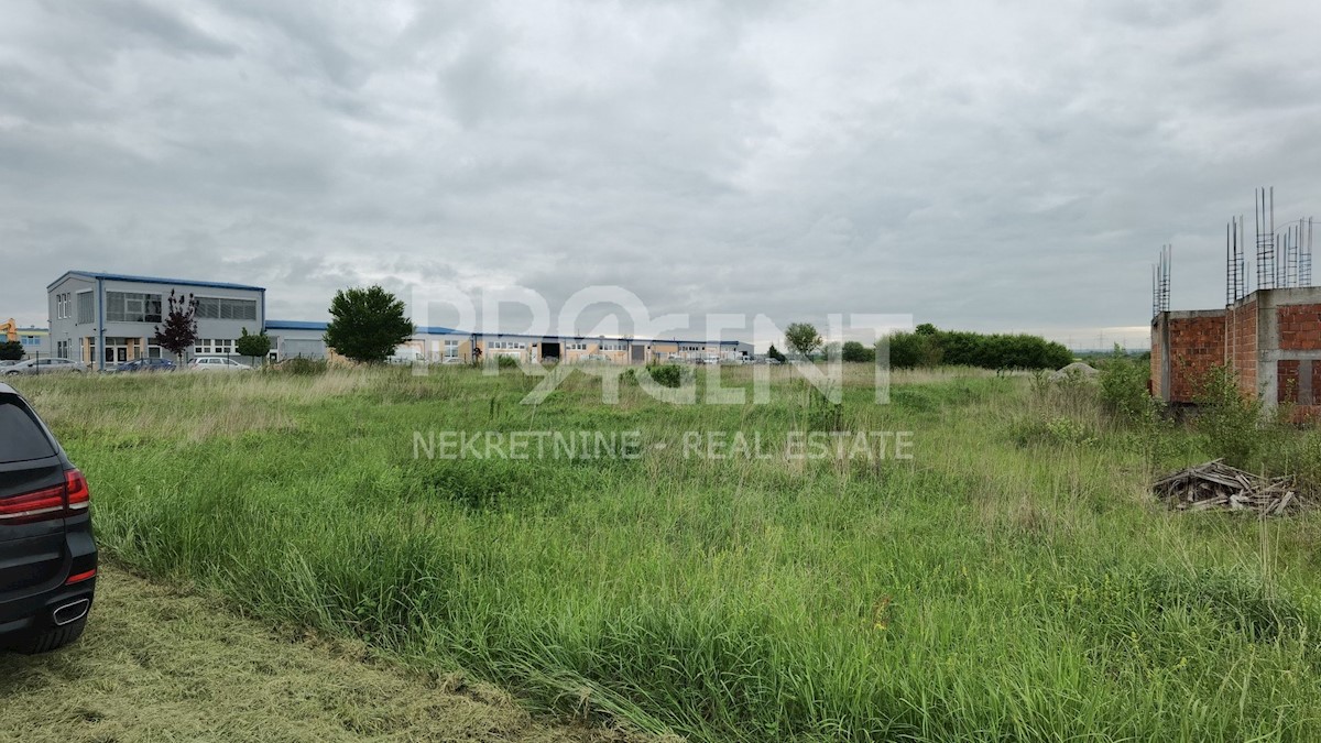 Land For sale - ZAGREBAČKA  VELIKA GORICA 