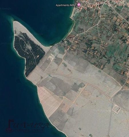 Land for sale 11532 m² – Povljana